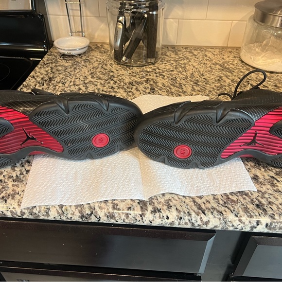 Jordan 14 quilted  back Ferrari - Picture 3 of 5